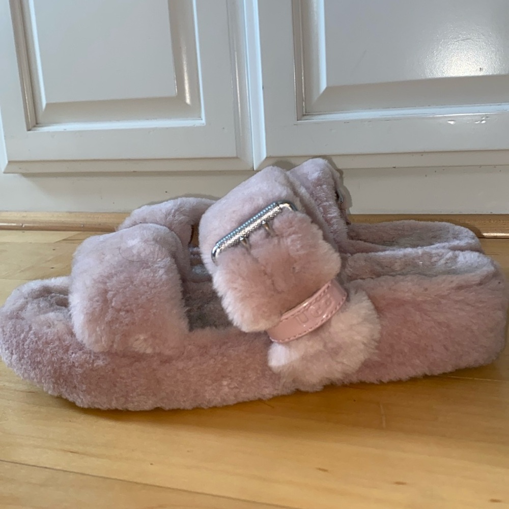 UGG Fuzz Yeah Slippers